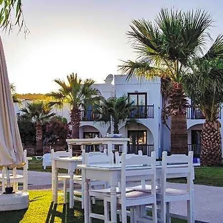 Cove Hotel