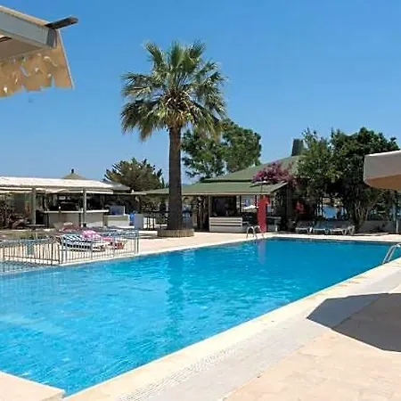 Hotel Cove