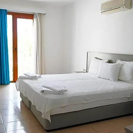 Hotel Cove 2*